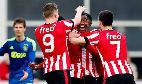 谢定峰与苏 谢定峰与苏