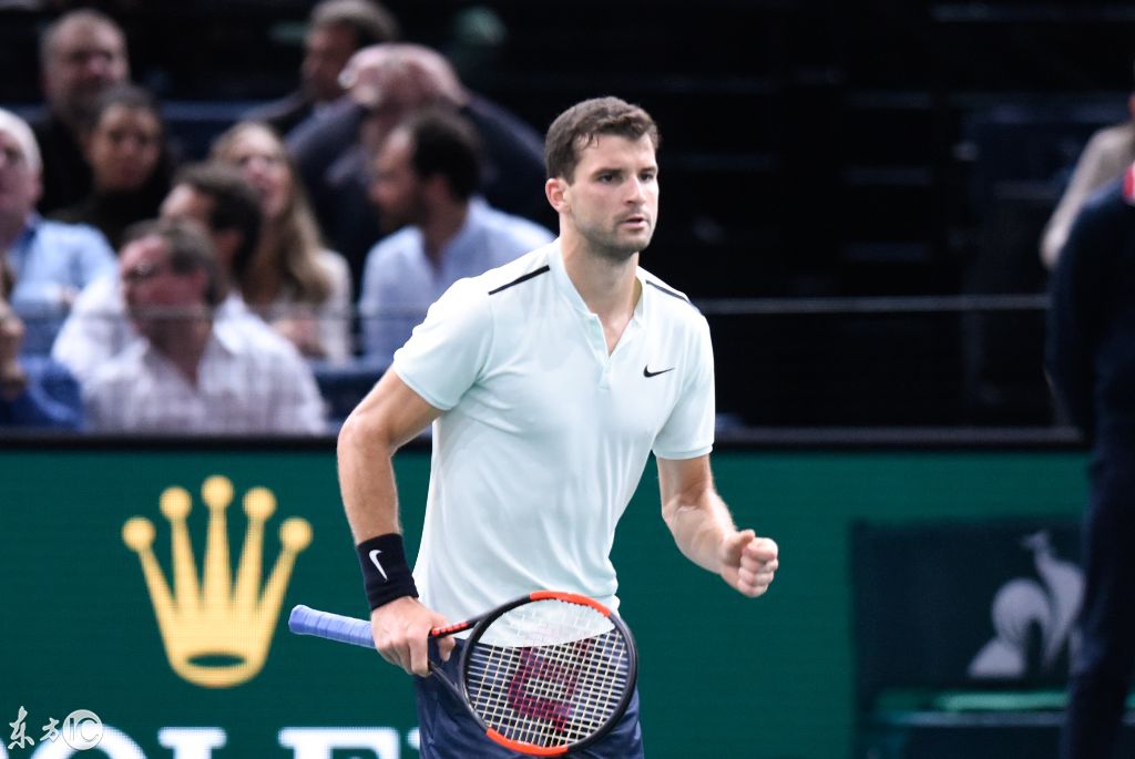 现出极强的 现出极强的