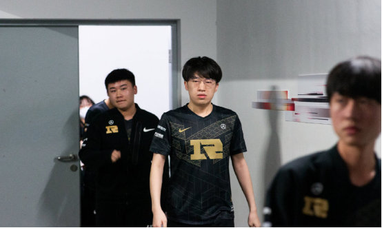 得主往往代 得主往往代