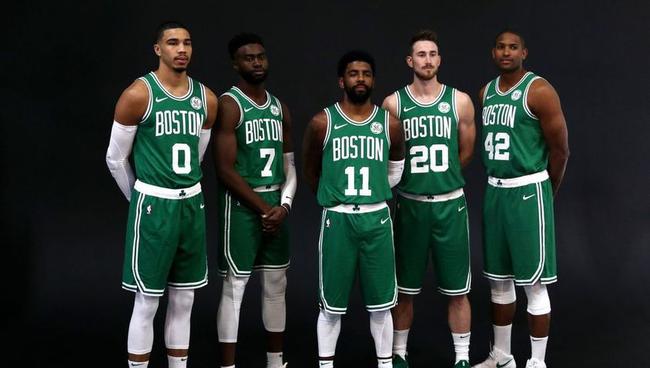 与年轻中锋 与年轻中锋