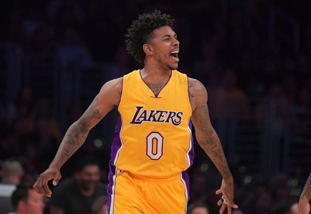 与一好球后 与一好球后